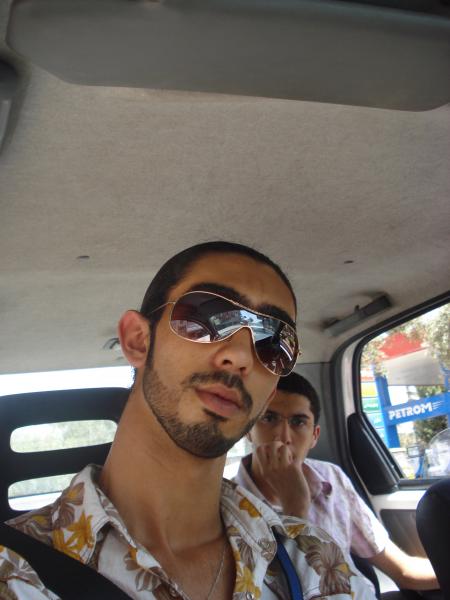 Moi  et  mon  cousin  amine  (skoumi)